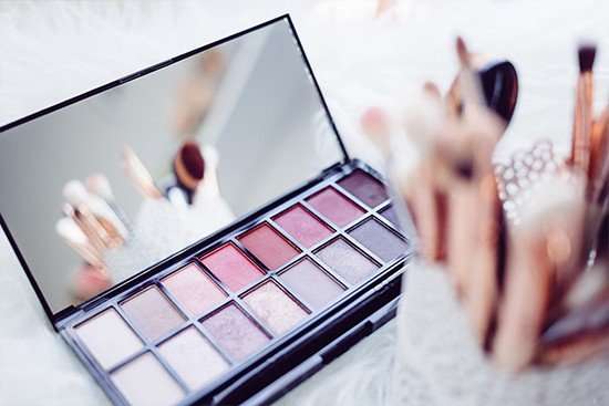 Want to Improve Your Content Marketing Analytics? How L'Oreal Is Using Content Marketing to Attract New Customers | Squirrly